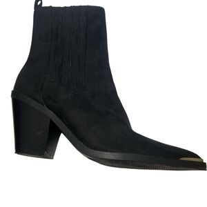 H&M Black Faux Suede Ankle Boots Women’s Size 8 – Chunky Heel Western Style